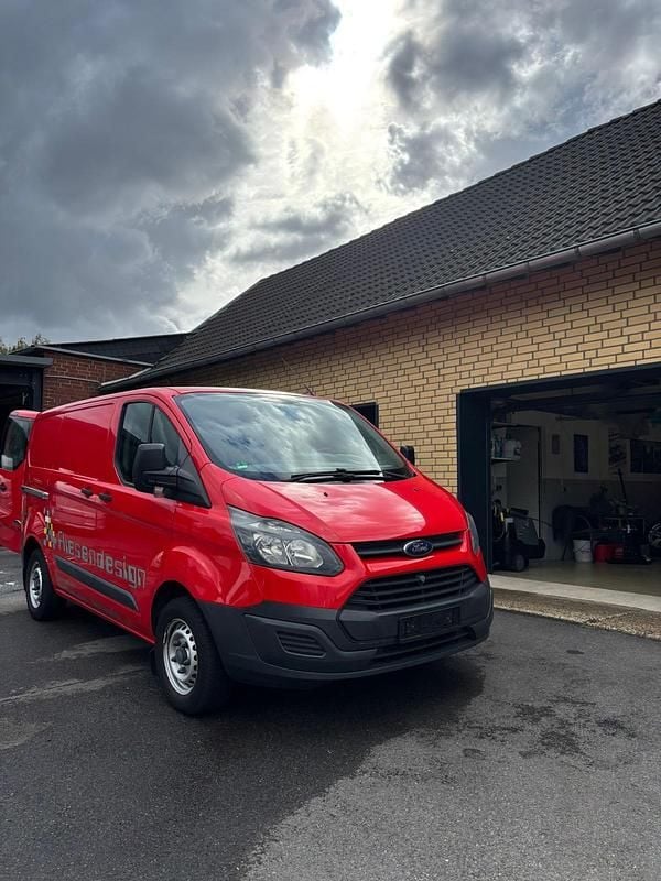 Gebraucht Ford Transit Custom 101 PS (74 kW) 2015 Rot Van / Kleinbus