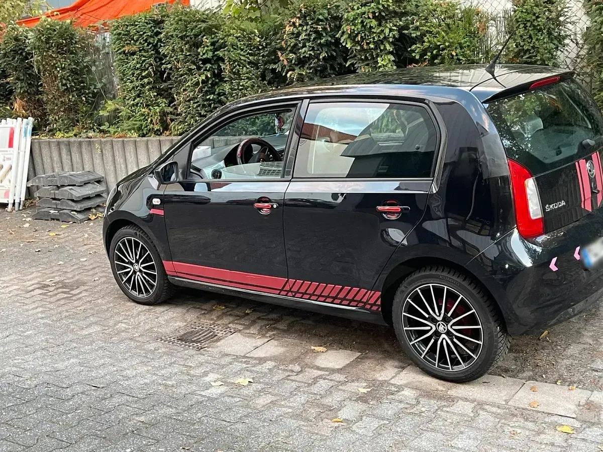 Gebraucht Skoda Citigo 60 PS (44 kW) 2016 Schwarz Kleinwagen