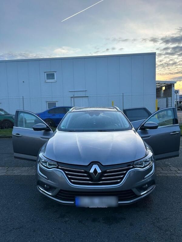 Grau Gebraucht 2016 Renault Talisman Intens Kombi | 11.600 € (Fairer Preis) - Bild 1/4