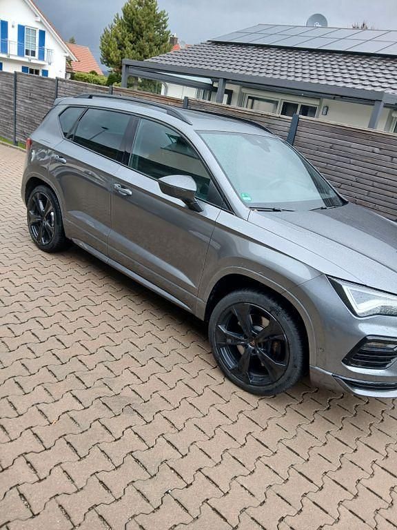 Grau Gebraucht 2023 Cupra Ateca Basis SUV | 31.690 € (Guter Preis) - Bild 1/4