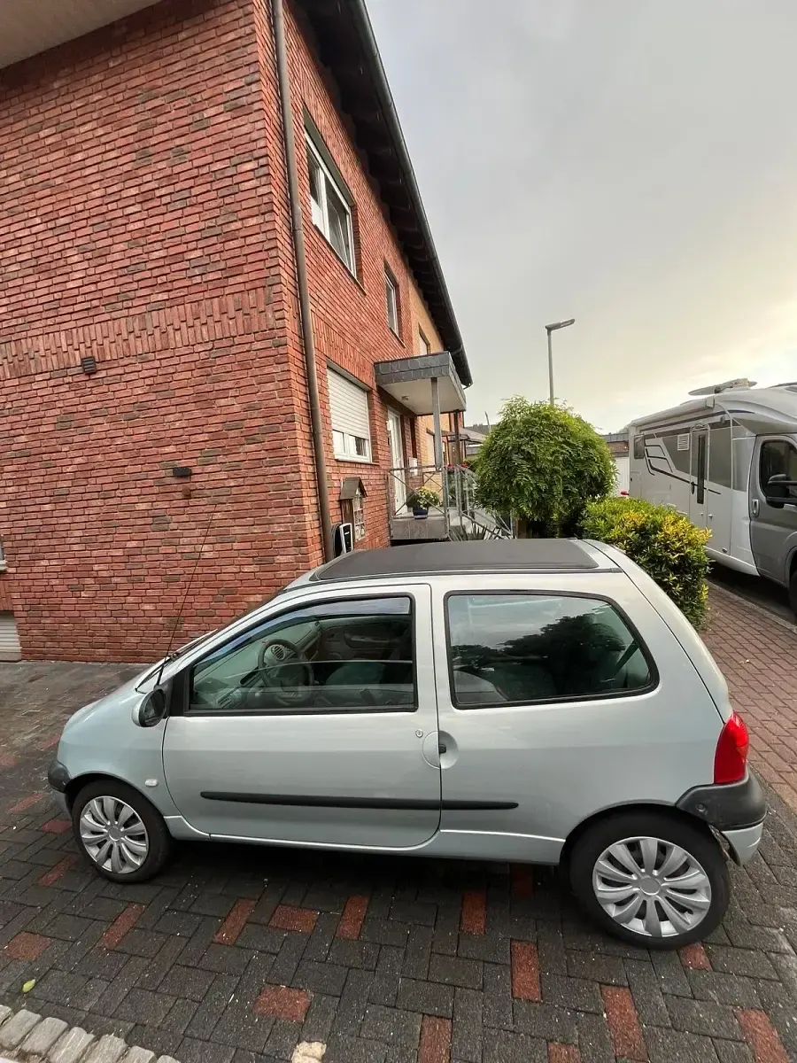 Gebraucht Renault Twingo 58 PS (42 kW) 2005 Grau Kleinwagen