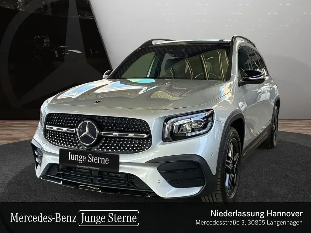 Gebraucht Mercedes GLB220 AMG 190 PS (139 kW) 2023 Silber SUV