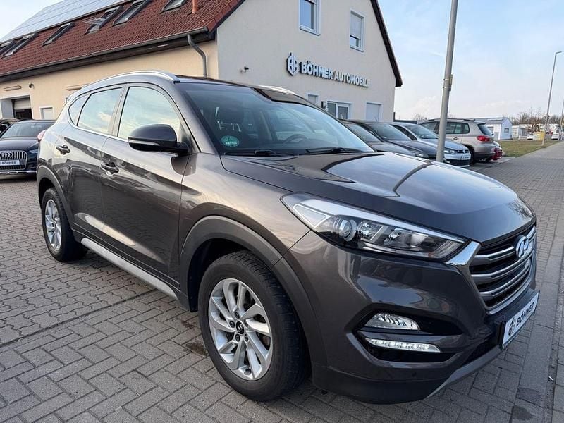 Gebraucht Hyundai Tucson Style 185 PS (136 kW) 2017 Braun SUV