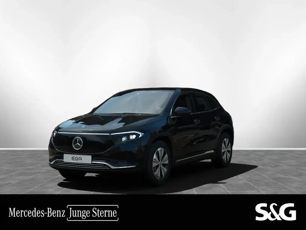 Gebraucht Mercedes EQA250 Advanced 139 kW (190 PS) 2025 SUV