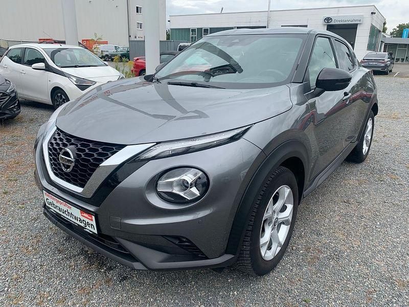 Grau Gebraucht 2020 Nissan Juke N-Connecta SUV | 13.690 € (Fairer Preis) - Bild 1/4