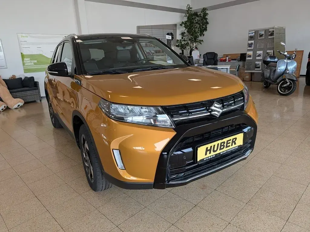 Gebraucht Suzuki Vitara Comfort+ 140 PS (102 kW) 2020 Gelb SUV