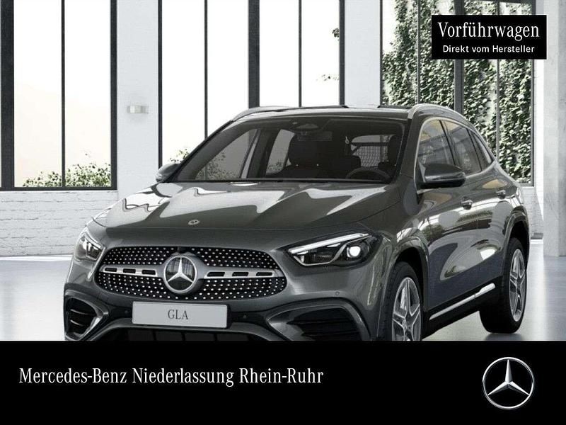 Mountain grau Gebraucht 2025 Mercedes GLA180 AMG SUV | 44.490 € (Fairer Preis) - Bild 1/4