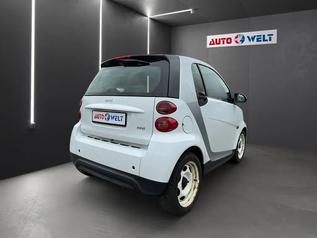 Gebraucht Smart ForTwo Coupé 61 PS (44 kW) 2013 Weiß Coupé