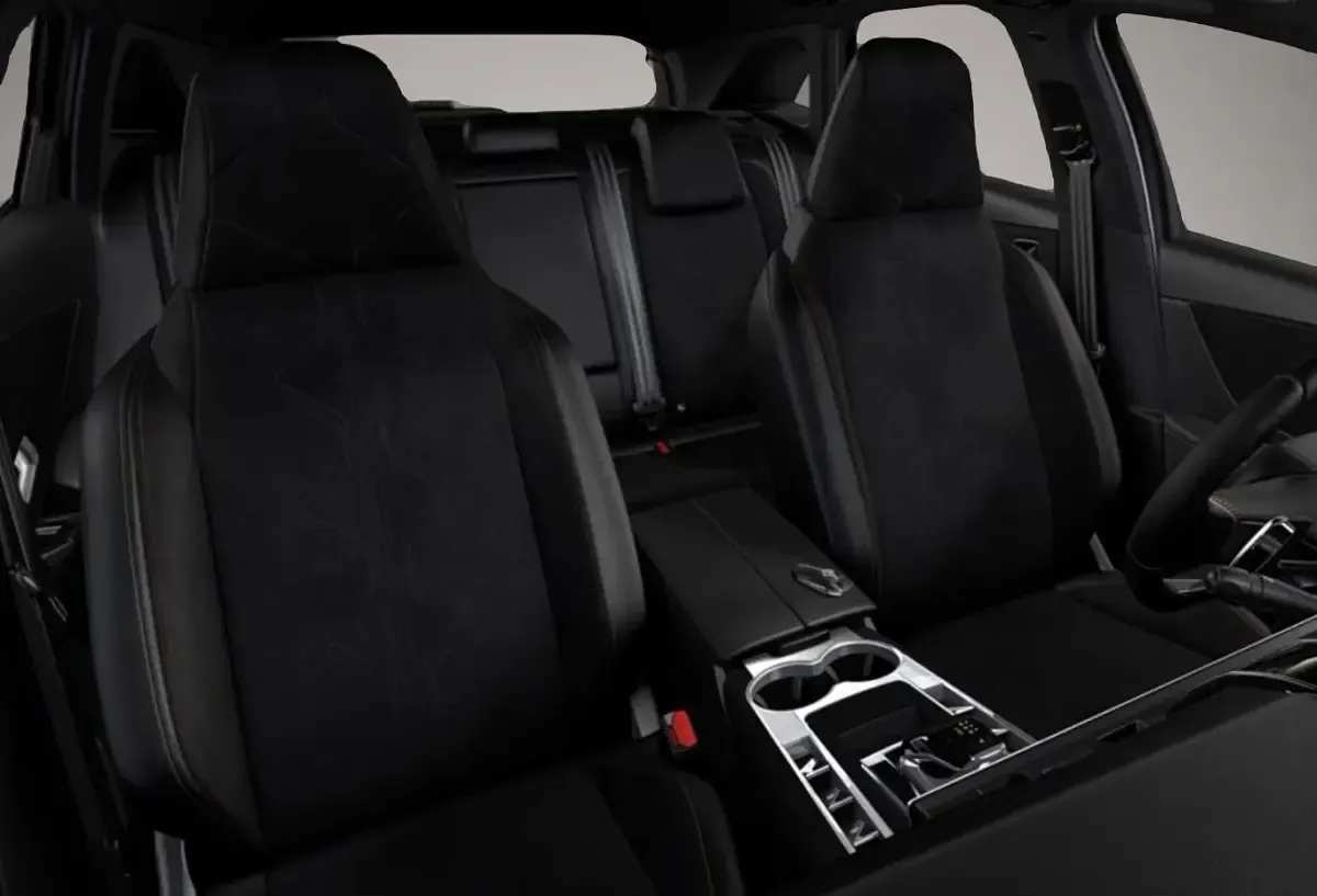 Neu DS Automobiles DS7 Crossback Performance 131 PS (96 kW) 2026 Schwarz SUV