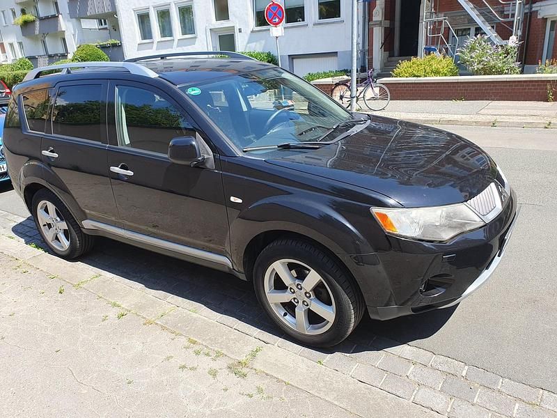 Gebraucht Mitsubishi Outlander 170 PS (125 kW) 2007 Schwarz SUV