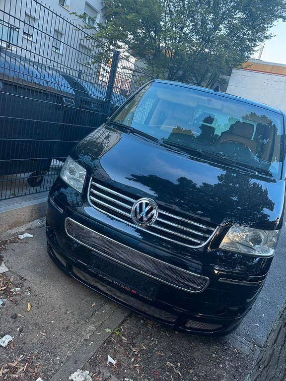 Schwarz Gebraucht 2004 VW Multivan Business Van | 13.300 € - Bild 1/4