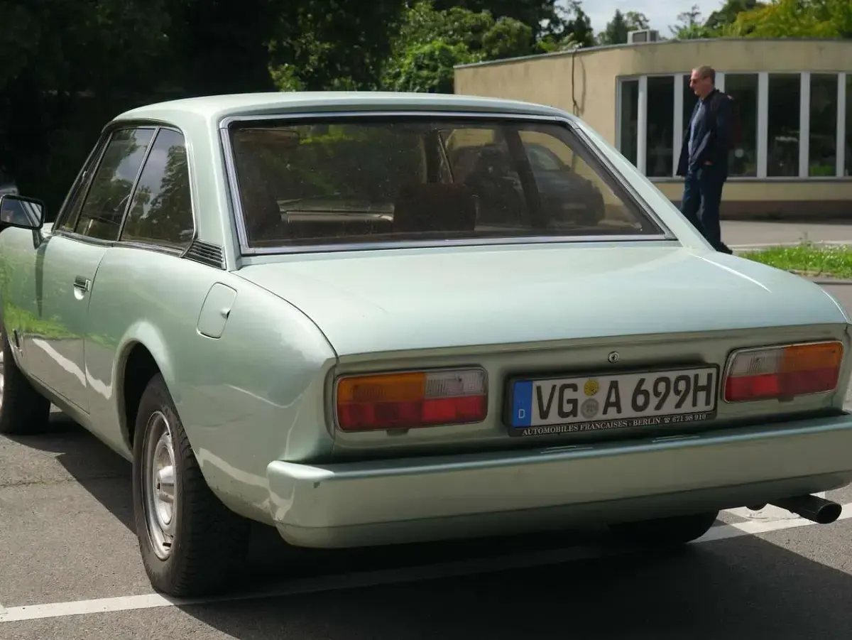 Gebraucht Peugeot 504 101 PS (74 kW) 1983 Grün Coupé