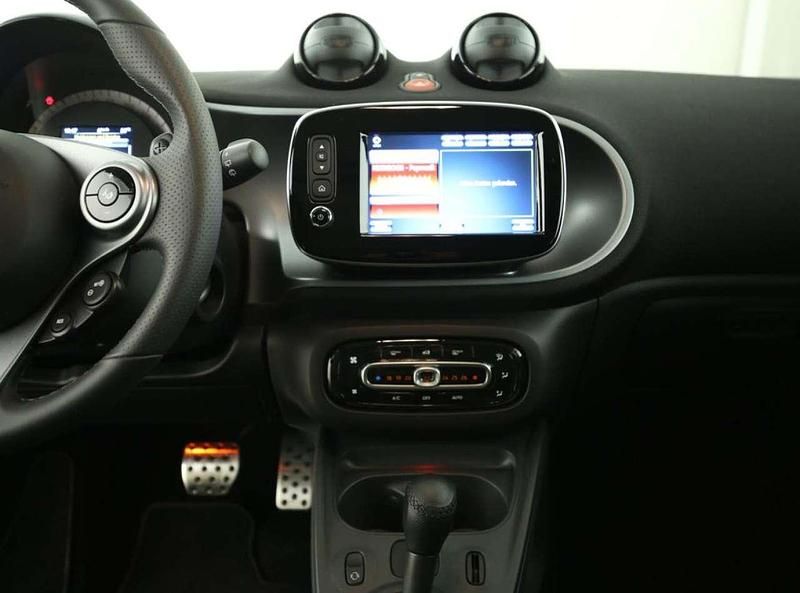 Gebraucht Smart ForFour Passion 90 PS (66 kW) 2018 Gelb Kleinwagen