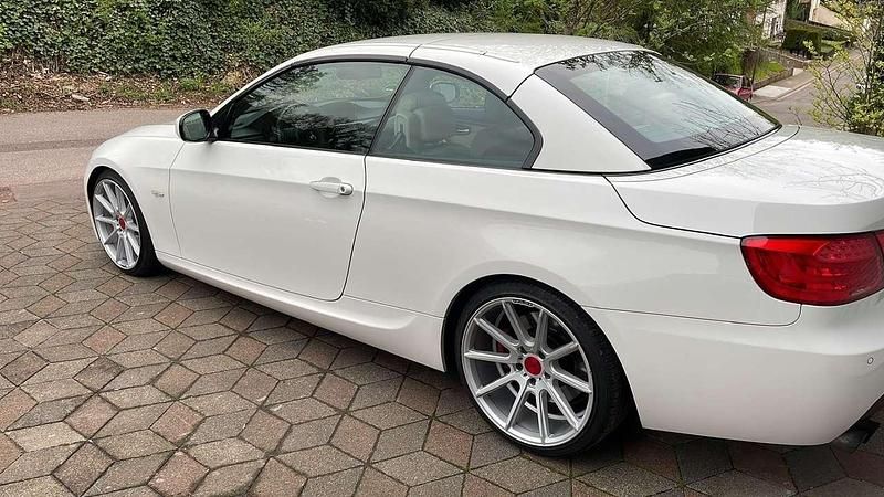 Gebraucht BMW 330 Cabriolet 272 PS (200 kW) 2011 Cabrio