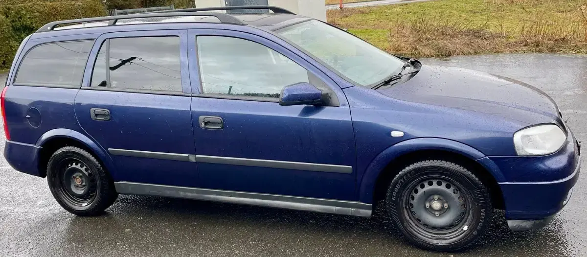 Gebraucht Opel Astra 101 PS (74 kW) 1998 Blau Kombi