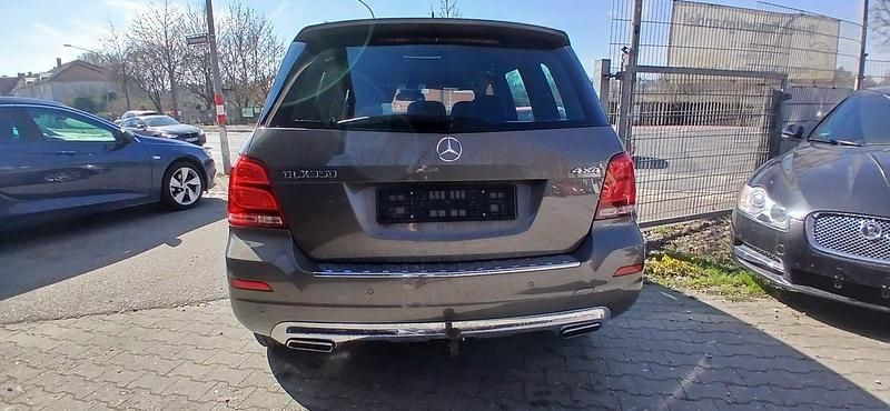 Gebraucht Mercedes GLK350 265 PS (194 kW) 2013 Grau SUV