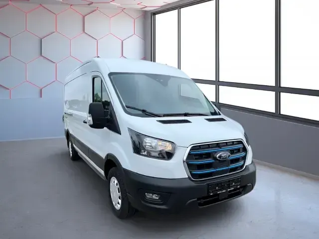 Używany Ford Transit Trend 135 kW (184 KM) 2024 Biały Van