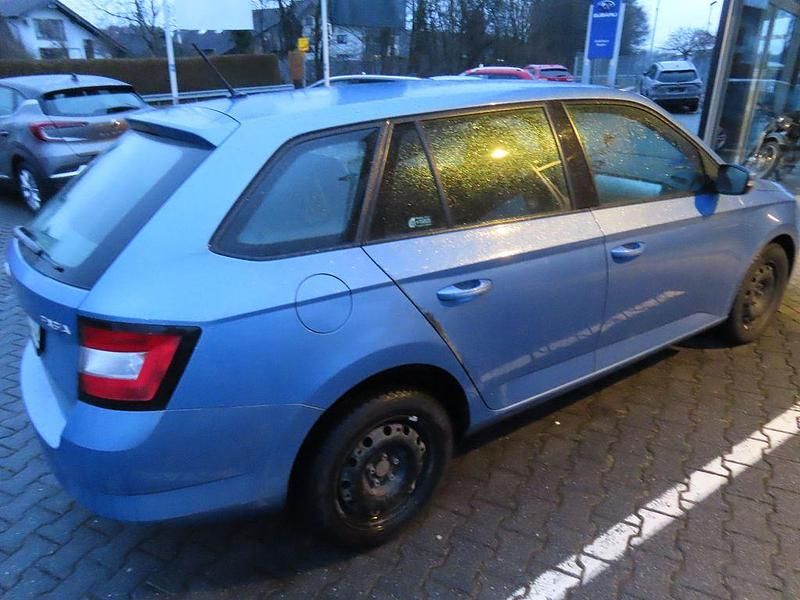 Gebraucht Skoda Fabia Ambition 110 PS (80 kW) 2018 Blau Kombi