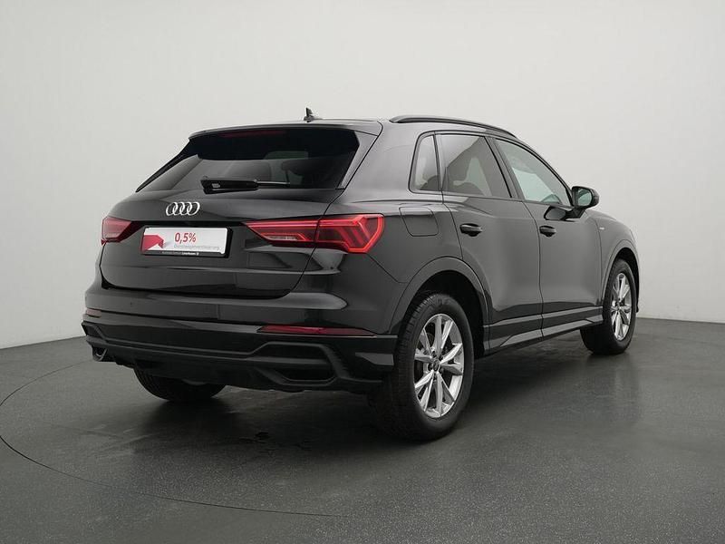 Gebraucht Audi Q3 S-Line 245 PS (180 kW) 2022 Mythosschwarz metallic SUV