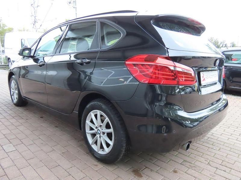 Gebraucht BMW 216 Active Tourer Advantage 102 PS (75 kW) 2016 Schwarz Van / Kleinbus