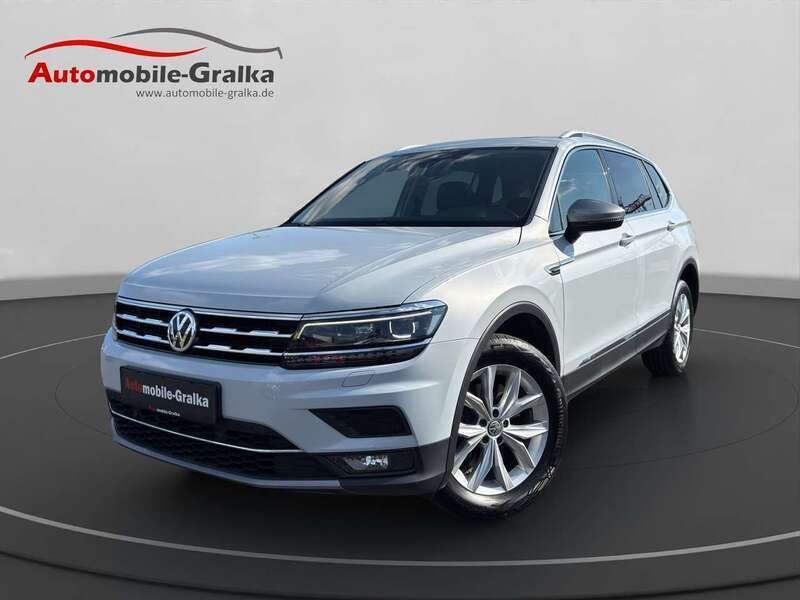 White silver metallic (metallic) Gebraucht 2018 VW Tiguan Allspace Highline SUV | 21.950 € (Guter Preis) - Bild 1/4
