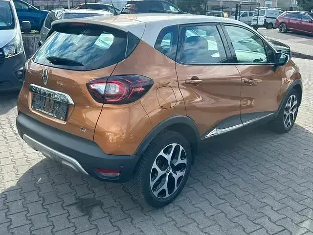 Używany Renault Captur Intens 118 KM (86 kW) 2017 Brązowy SUV