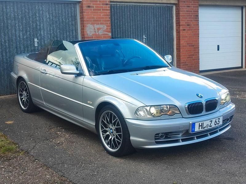 Silber Gebraucht 2001 BMW 330 Cabrio | 12.100 € (Fairer Preis) - Bild 1/4