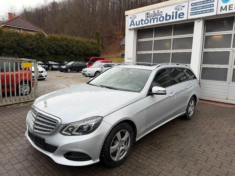 Gebraucht Mercedes E250 204 PS (150 kW) 2016 Silber Kombi