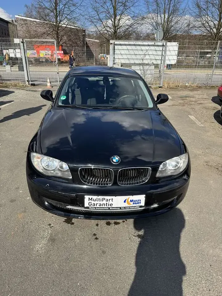 Gebraucht BMW 116 122 PS (89 kW) 2008 Schwarz 11 Kleinwagen