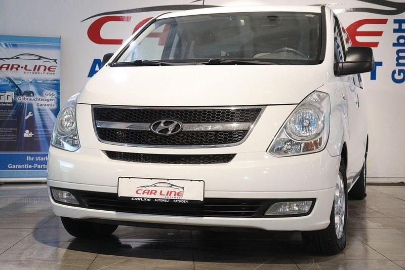Ceramic white Gebraucht 2011 Hyundai H-1 Premium Van / Kleinbus | 14.888 € (Teuer) - Bild 1/4