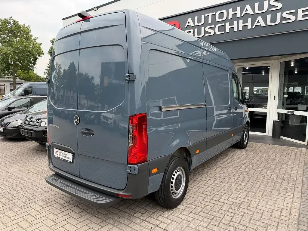 Gebraucht Mercedes E-Sprinter 85 kW (116 PS) 2020 Grau Van