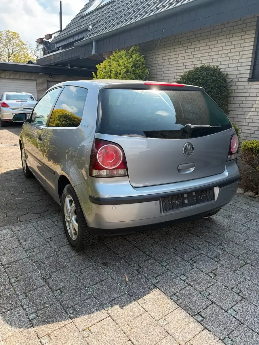 Gebraucht VW Polo 69 PS (50 kW) 2007 Grau Kleinwagen