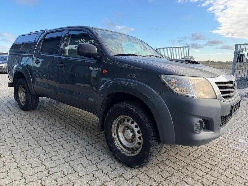 Gebraucht Toyota HiLux 144 PS (105 kW) 2016 Grau Abholung