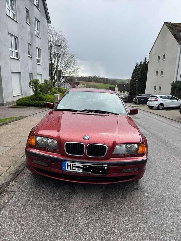 Gebraucht BMW 318 118 PS (86 kW) 1998 Limousine