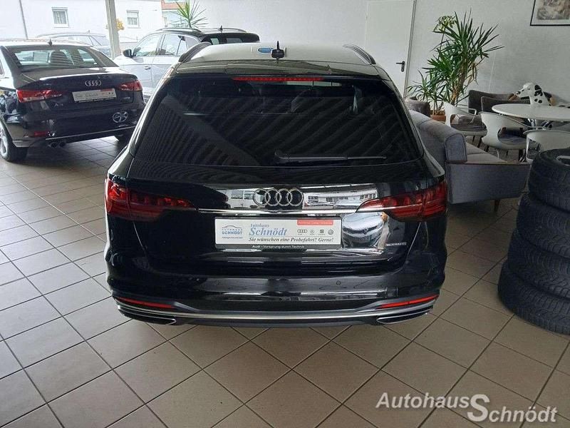 Gebraucht Audi A4 Advanced 204 PS (150 kW) 2022 Schwarz Kombi