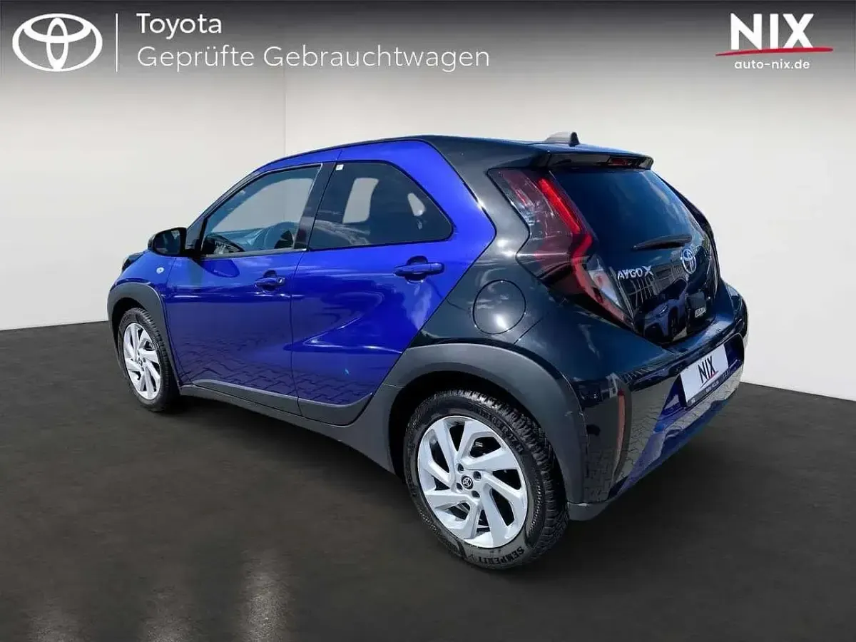 Gebraucht Toyota Aygo X Pulse 72 PS (52 kW) 2022 Schwarz SUV