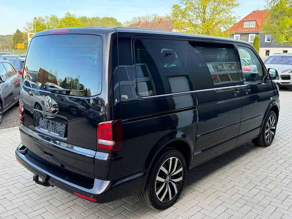Gebraucht VW Multivan Cup 179 PS (131 kW) 2014 Schwarz Van / Kleinbus