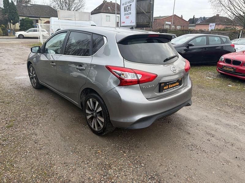 Gebraucht Nissan Pulsar N-Connecta 116 PS (85 kW) 2016 Grau Limousine