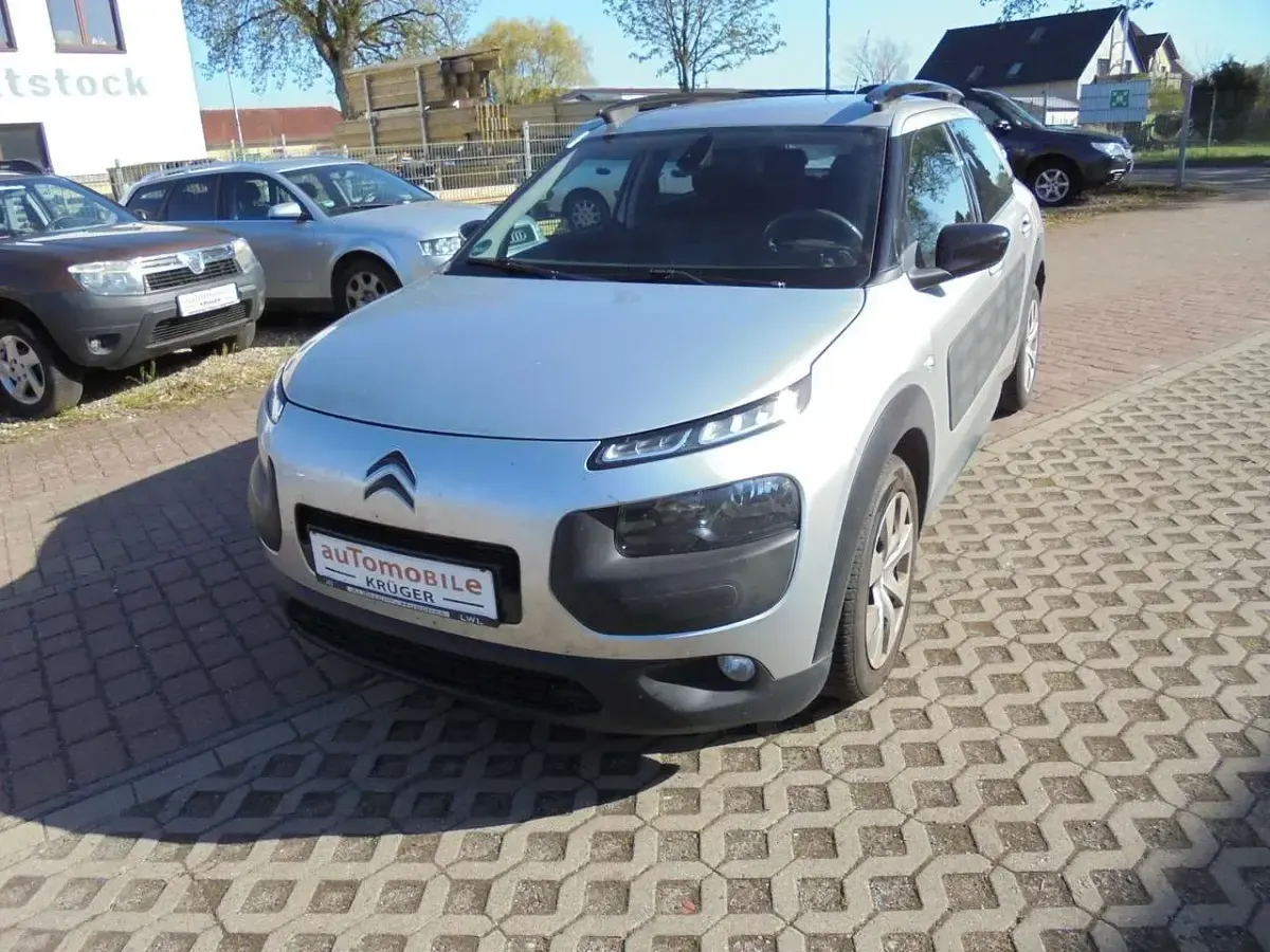 Gebraucht Citroën C4 Cactus 92 PS (67 kW) 2015 Silber Kleinwagen