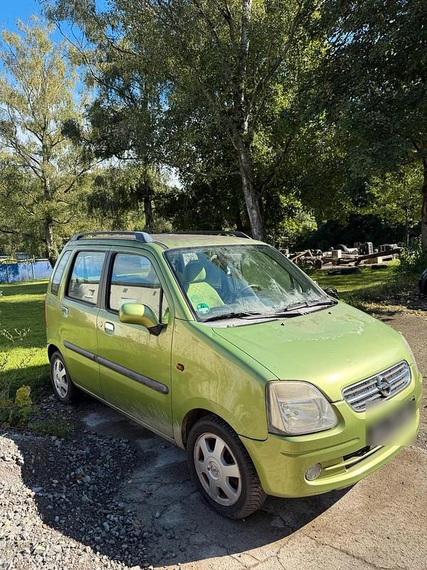 Grün Gebraucht 2003 Opel Agila Kleinwagen | 500 € (Superpreis) - Bild 1/3