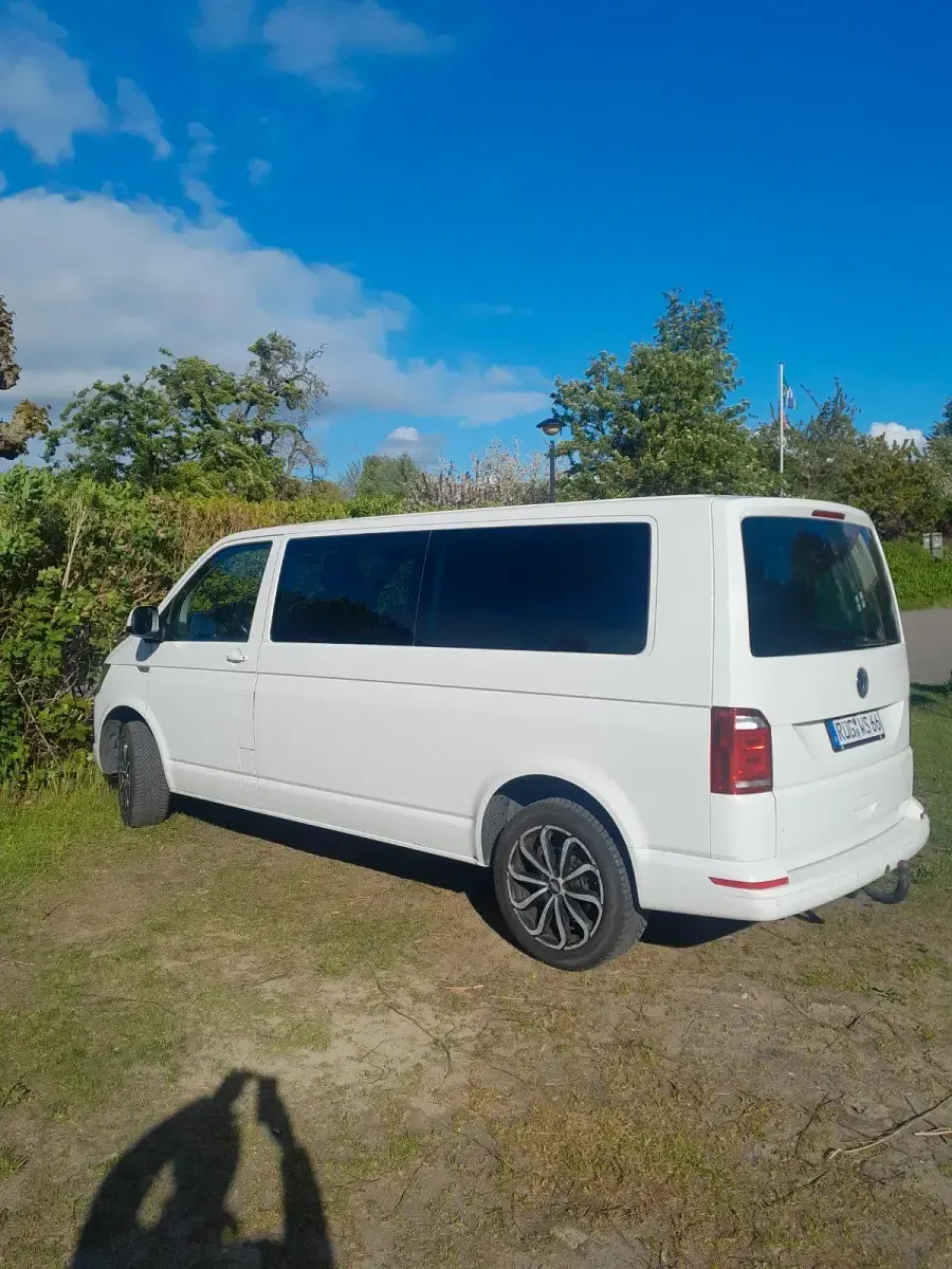 Gebraucht VW Caravelle 204 PS (150 kW) 2017 Weiß Van