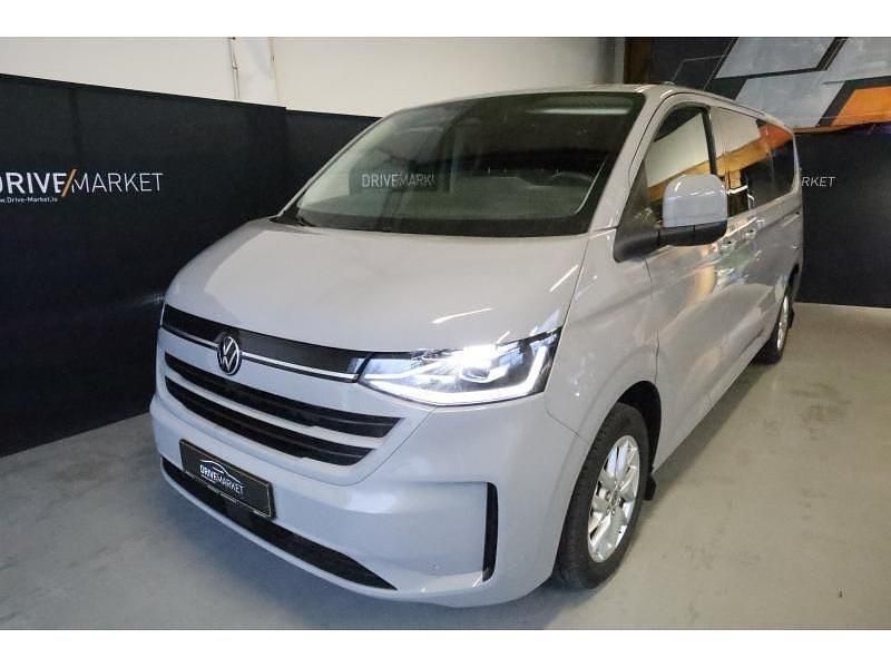 Neu VW T7 Style 150 PS (110 kW) 2026 Grau Van
