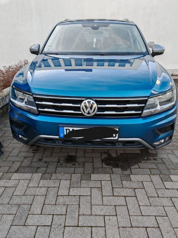 Blau Gebraucht 2019 VW Tiguan Allspace SUV | 25.200 € (Guter Preis) - Bild 1/4