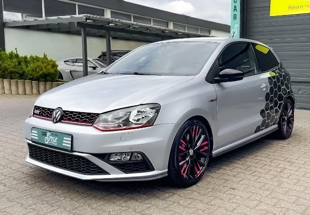 Silber Gebraucht 2015 VW Polo GTI Limousine | 14.470 € (Fairer Preis) - Bild 1/4
