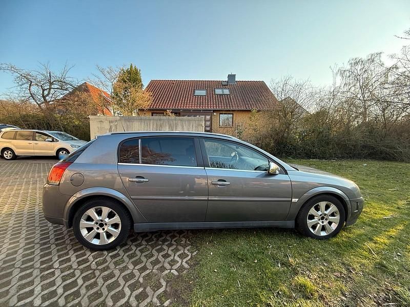 Gebraucht Opel Signum 150 PS (110 kW) 2004 Grau Kleinwagen