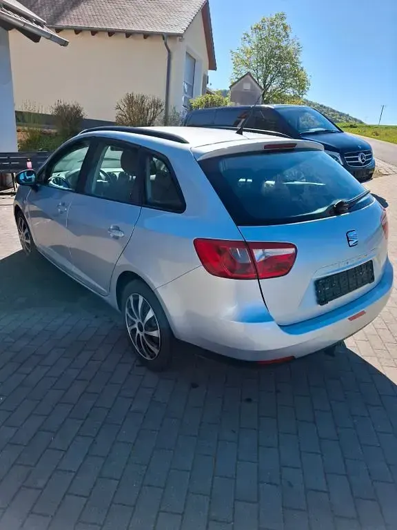Gebraucht Seat Ibiza Style 105 PS (77 kW) 2011 Silber Limousine