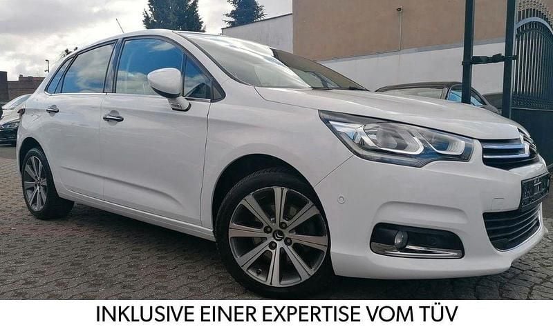 Weiß Gebraucht 2015 Citroën C4 Shine Limousine | 8.298 € (Fairer Preis) - Bild 1/4
