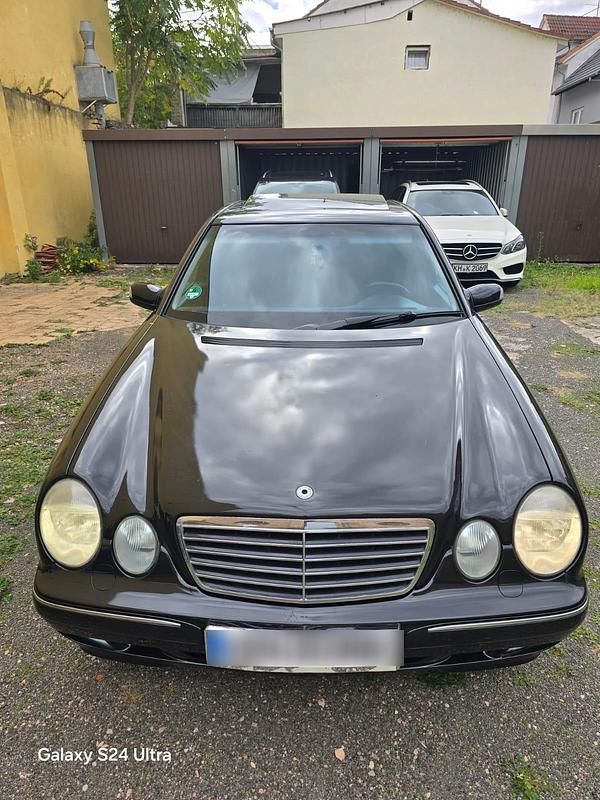Gebraucht Mercedes E280 210 PS (154 kW) 1999 Limousine