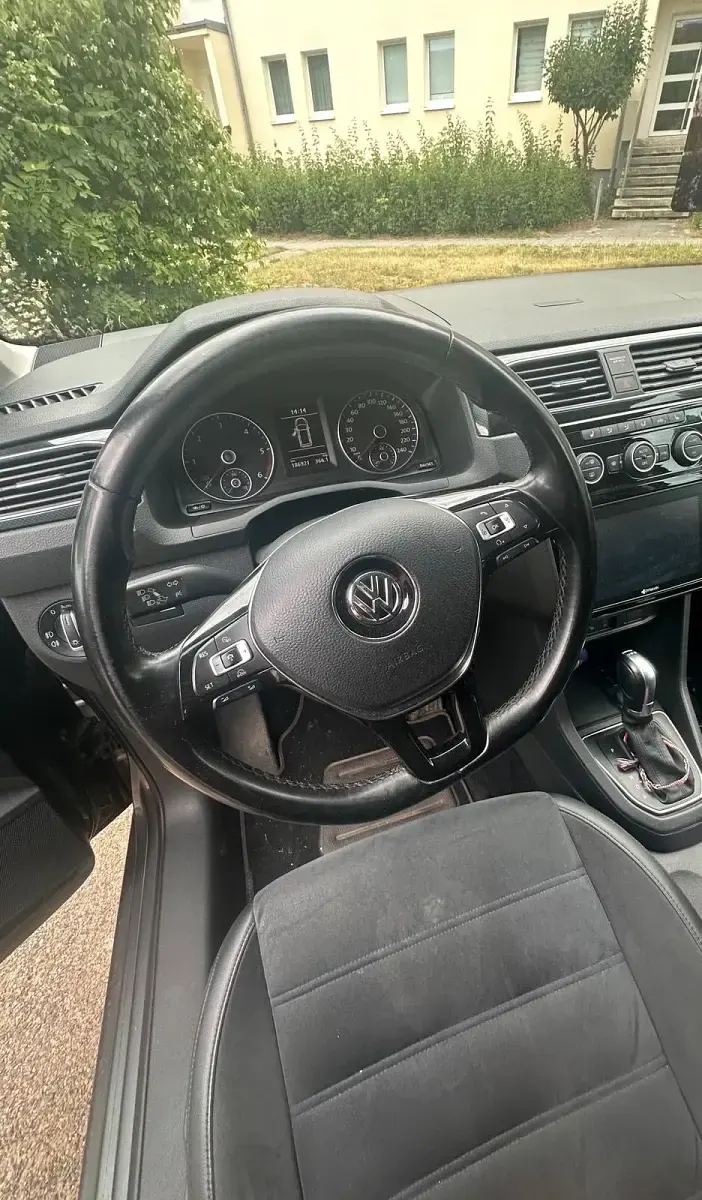 Gebraucht VW Caddy Maxi 150 PS (110 kW) 2017 Braun Van / Kleinbus