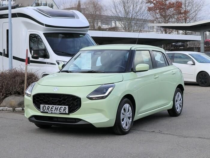Cool yellow Gebraucht 2025 Suzuki Swift Club Kleinwagen | 16.690 € (Fairer Preis) - Bild 1/4